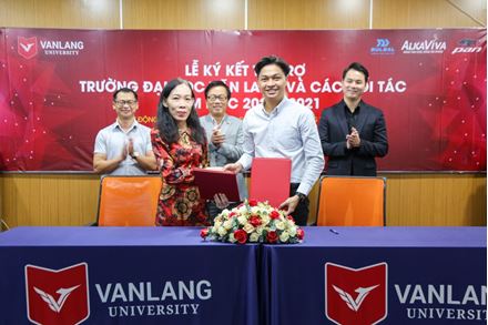 Trường Đại học Văn Lang ký kết hợp tác giáo dục với các Công ty: Bảo Uyên Sport, Tom Sport, Alkaviva Việt Nam