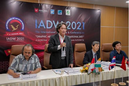 Trường Đại học Văn Lang tổ chức seminar "Đồ họa tranh in Việt Nam - Quốc tế 2021"